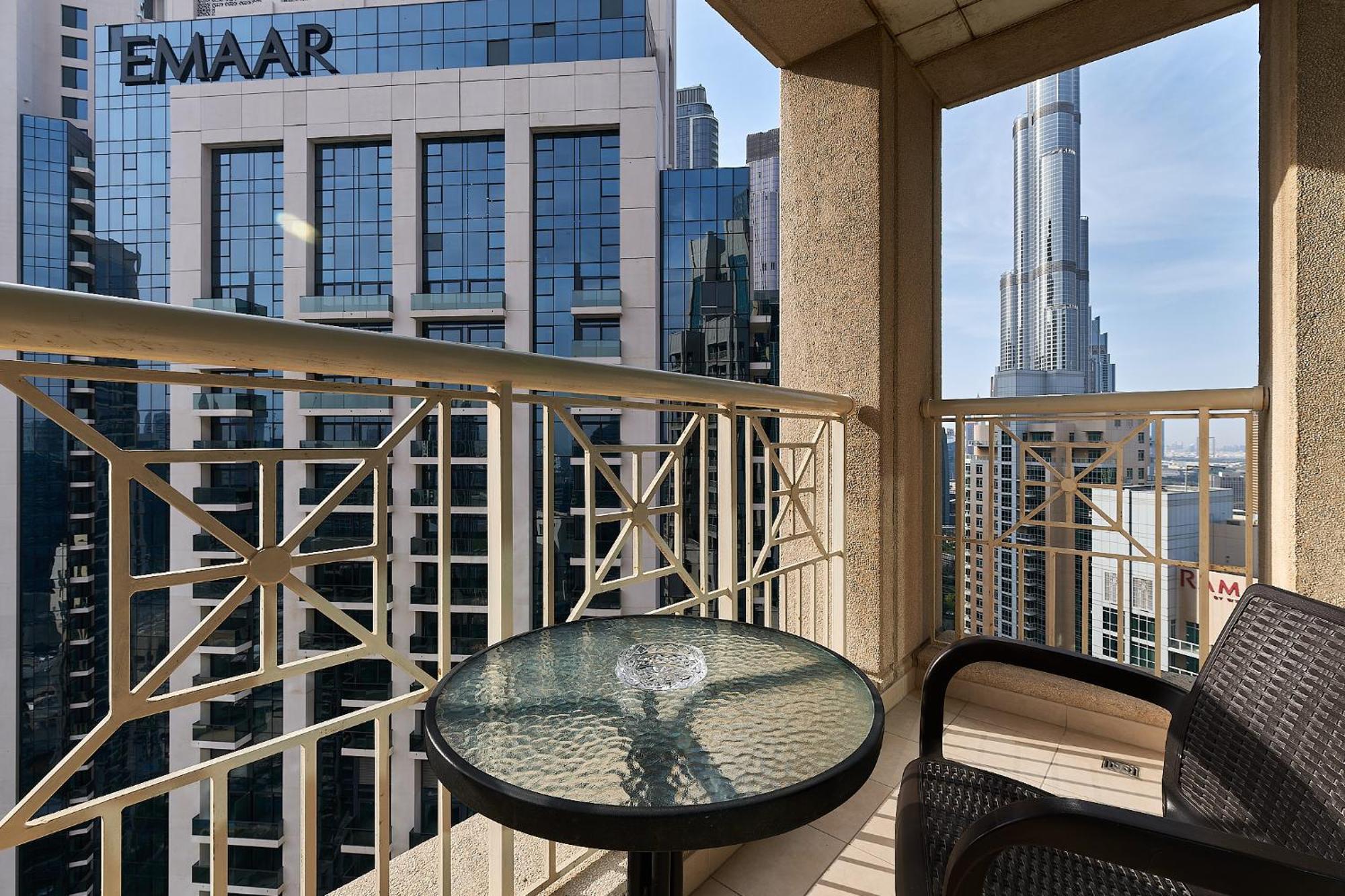 Апартаменты Bellavista - High Floor - 1br - 29 Boulevard - Burj Khalifa & Fountain View Дубай
